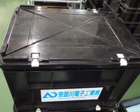 電子部品がついた基板：専用の通函箱
