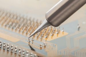 はんだごてを選ぶ際の注意点