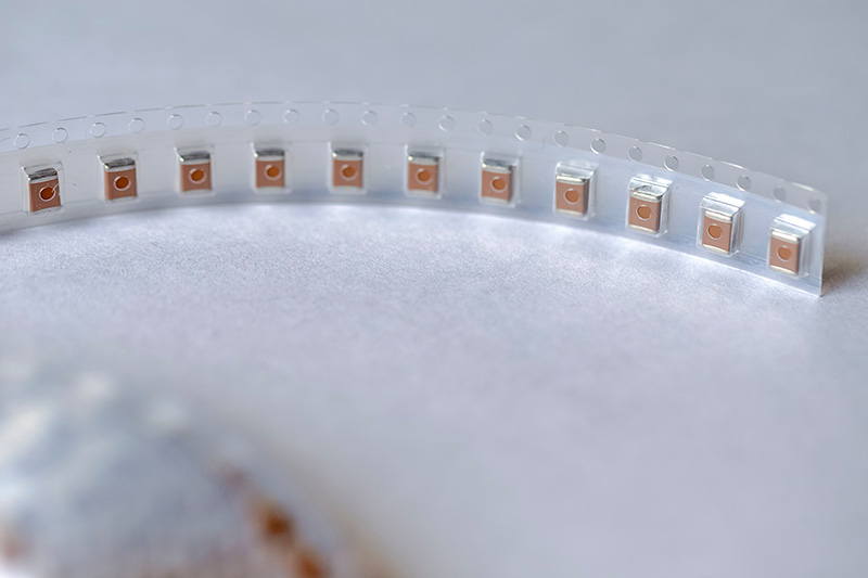 DIP部品とSMD部品の違い