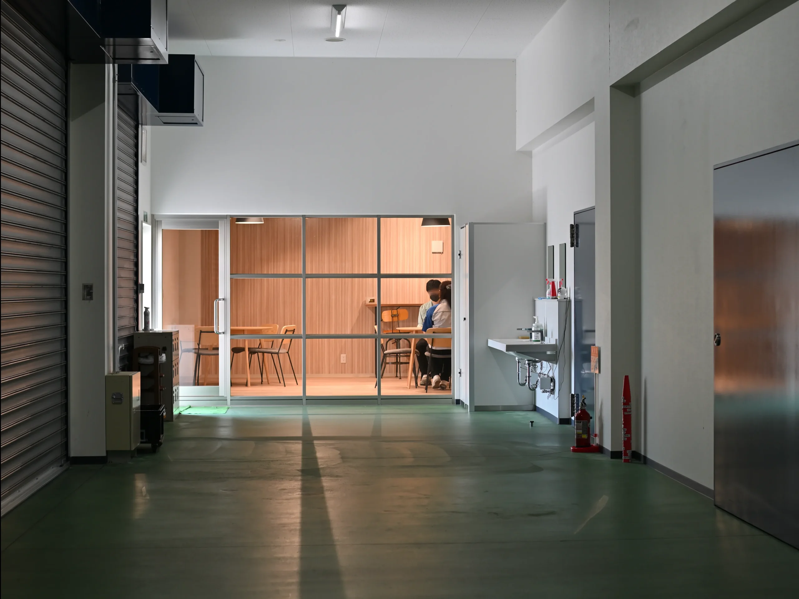 会社の目標と個人の目標について理解を深め、主体的に仕事に向き合うスタッフ